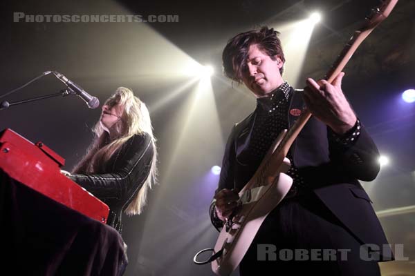 STILL CORNERS - 2019-05-21 - PARIS - Petit Bain - 